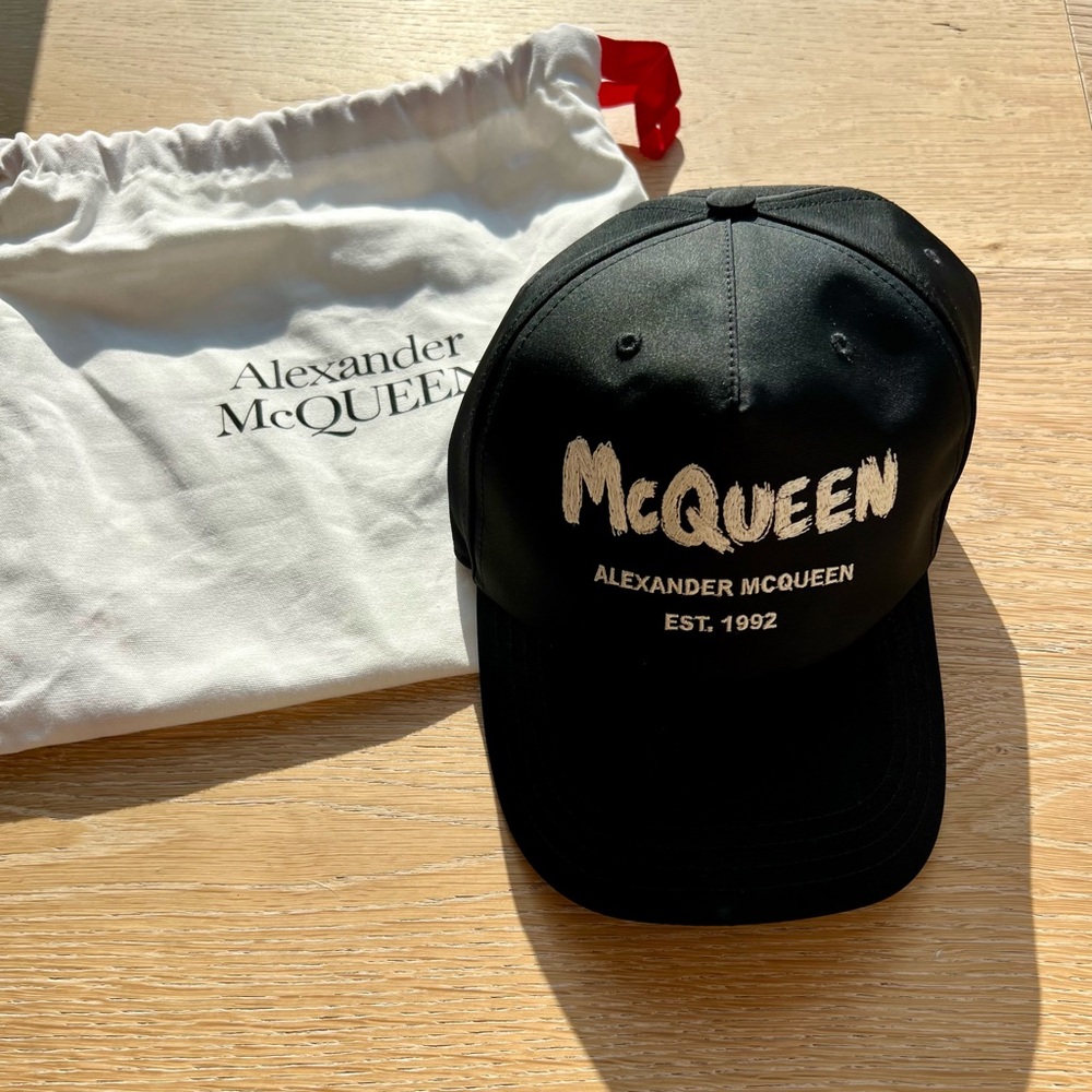 Alexander Mcqueen black nylon hat